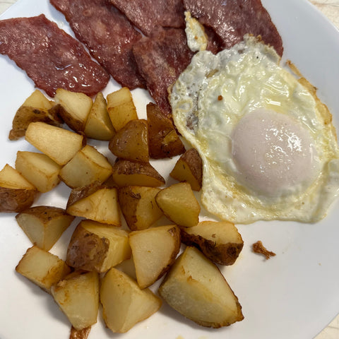 Eggs, Potatoes and Turkey Bacon